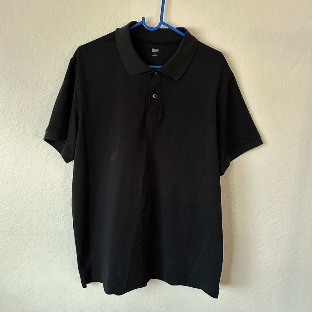 Uniqlo Men’s XL Black short sleeve polo shirt